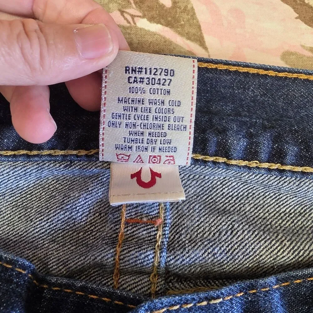 True Religion Straight Dark Wash Horseshoe Stitching Jeans Mens Size 38